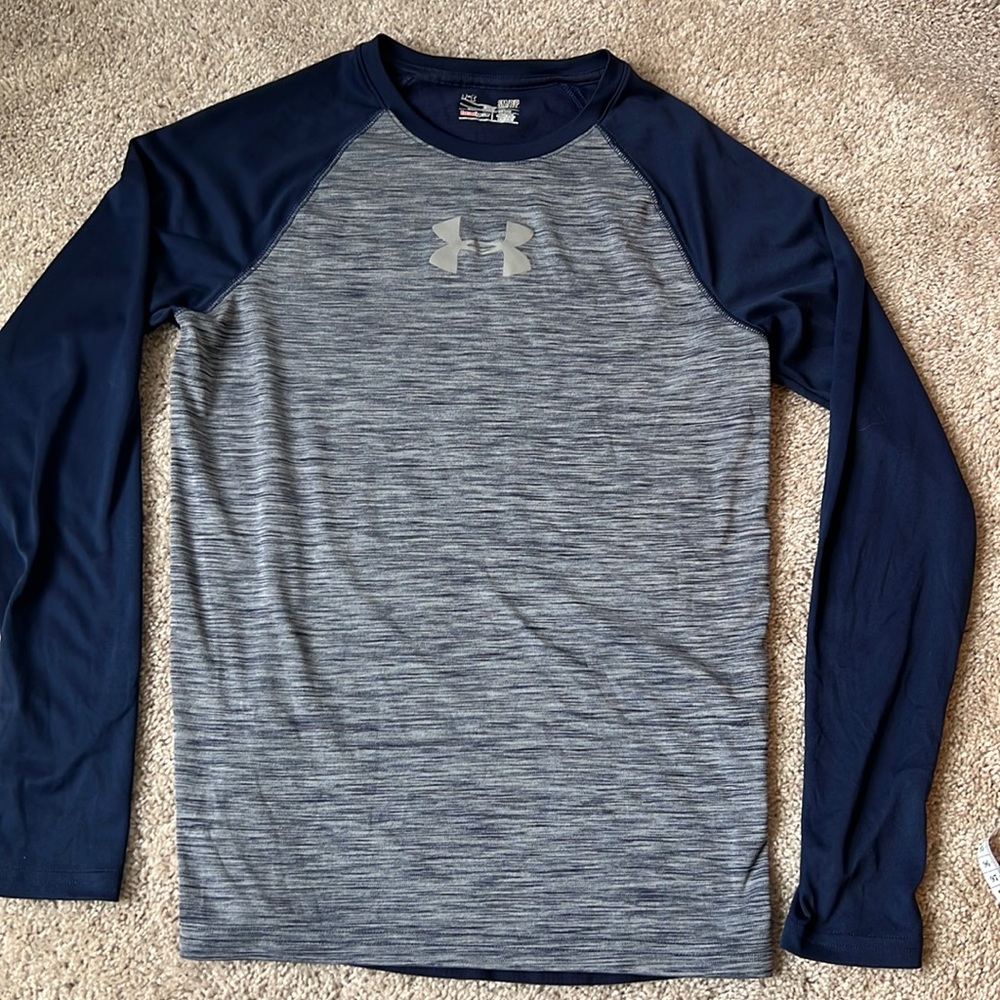 Men’s Under Armour Heatgear long sleeve, size small
